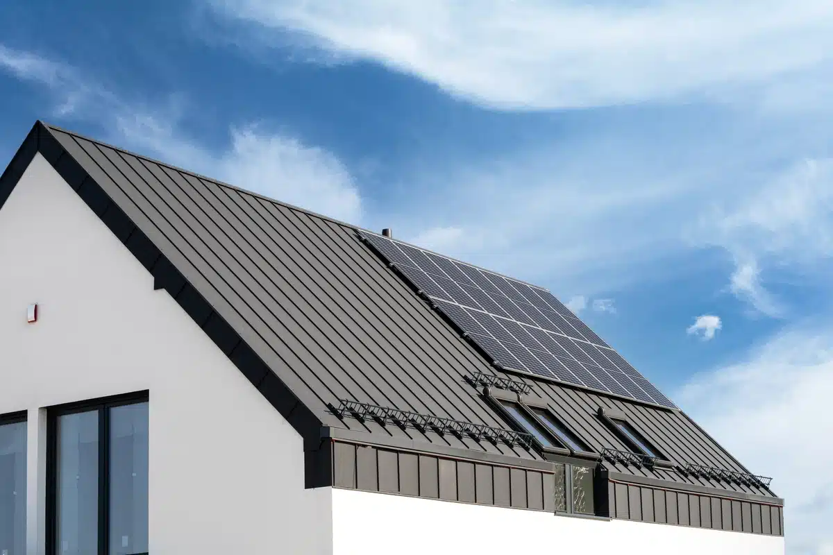 modern house metal roof